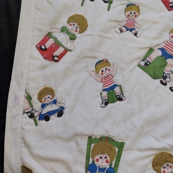 Vintage 70s Ragdoll Quilted Blanket Toddler Baby Crib Handmade 50"x44" White Mul - Picture 3 of 6